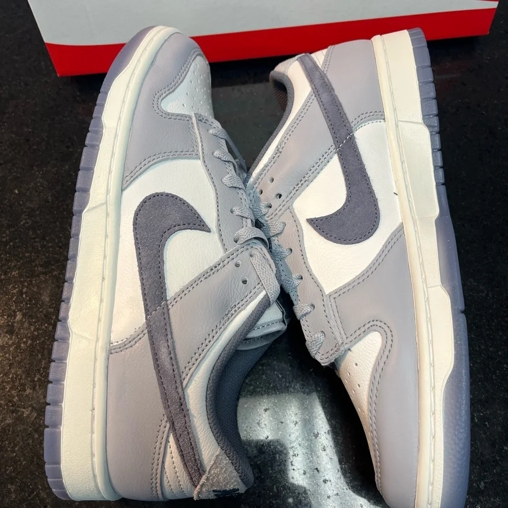 Sz various Nike Dunk Low SE Light Carbon